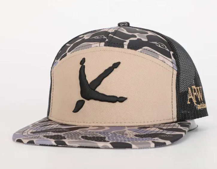 AFW Turkey Tracks 7 Panel Hardwoods Ii Afw Style