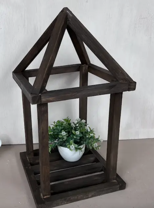 Home Structure Centerpiece