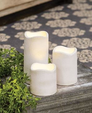 White Cement Pillar Medium