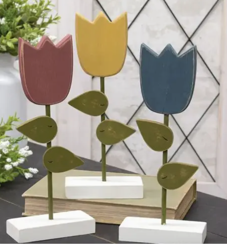 Wooden Tulip Pedestal